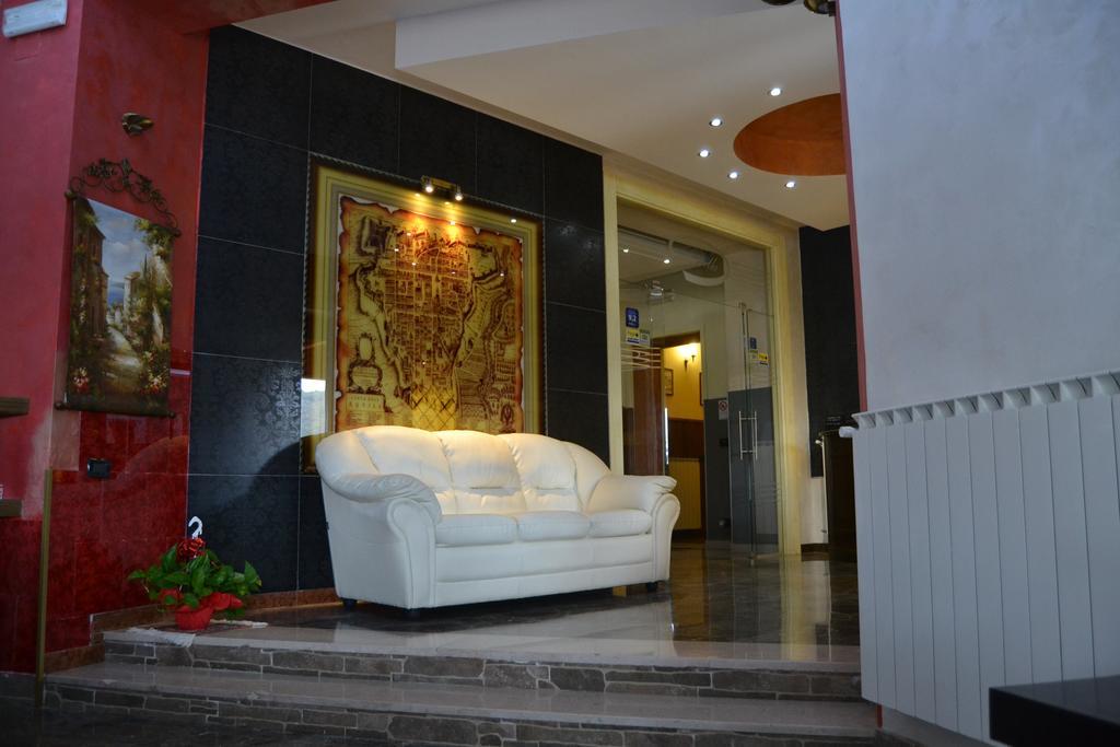 La Villa Guest House Capitignano Exterior foto